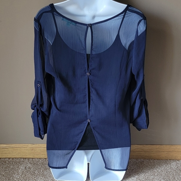 Boutique Style Navy Sheer Long or Quarter Sleeve Size Small Open Back Blouse Top - Picture 2 of 11